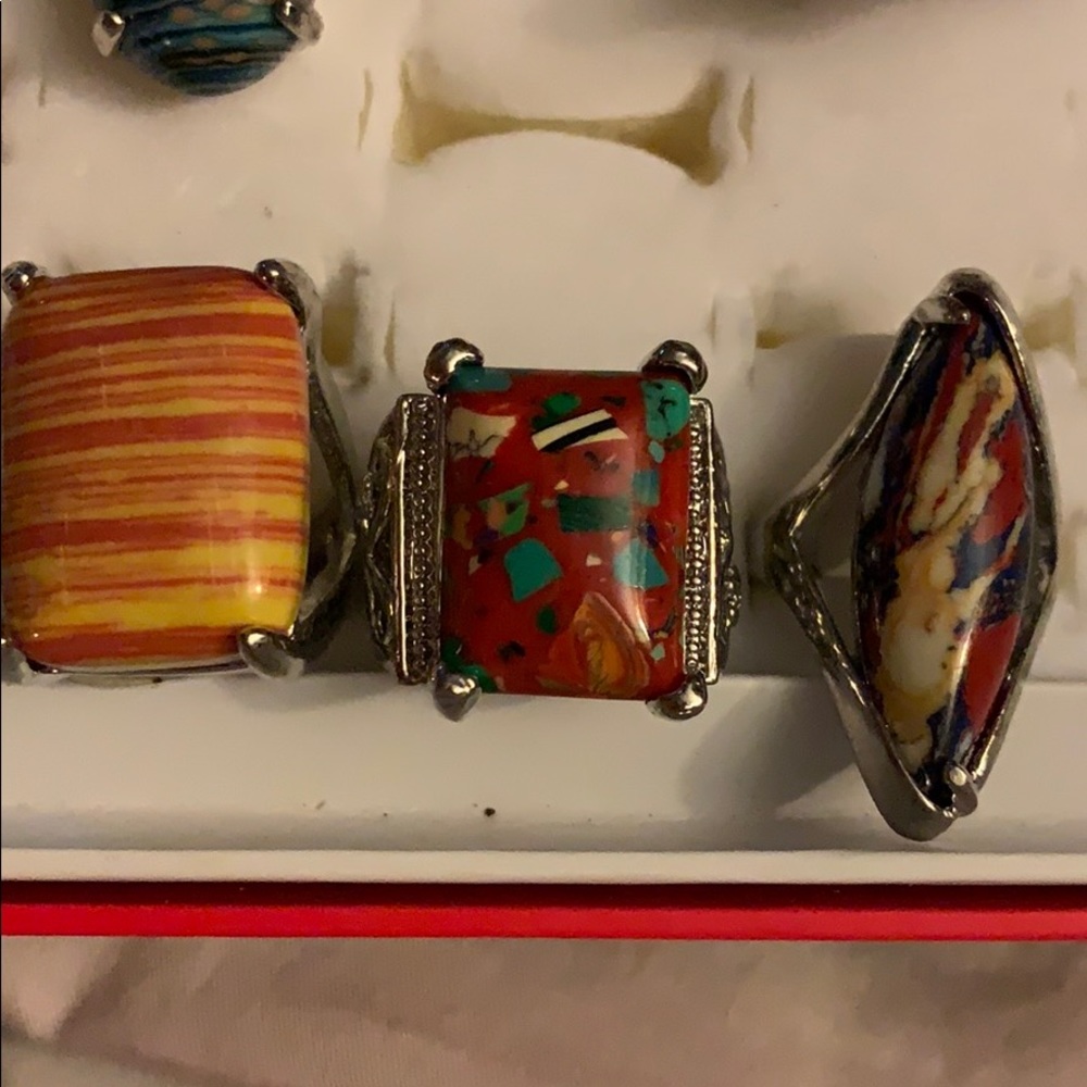 NWT 6.5 women’s rings stainless steel stones